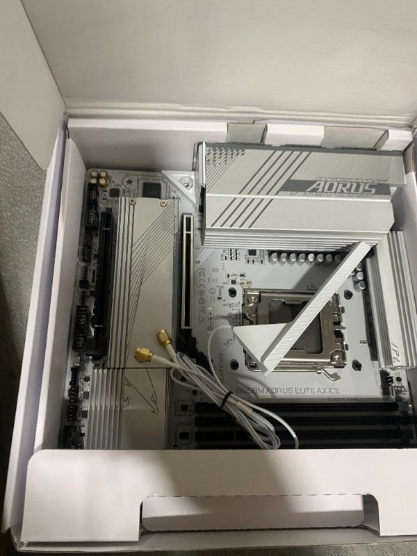 Photo 1 of Gigabyte B650M GAMING X AX AMD AM5 Socket Motherboard, Micro-ATX, 4x DDR5 Slots, 2x M.2 Sockets, 2x USB-C Port, Fitted I/O Shield, 2.5GbE LAN, Wi-Fi 6E, 1x DisplayPort / 1x HDMI Port