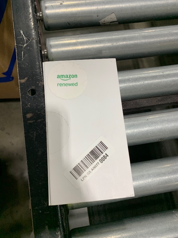 Photo 1 of Apple iPhone 15 Pro, 256GB, Natural Titanium