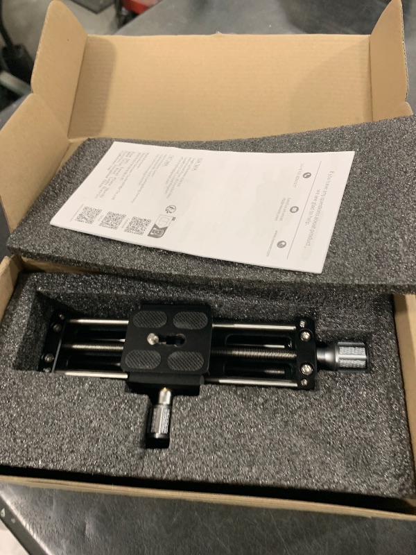 Photo 1 of NEEWER Macro Rail Slider GM-MP3