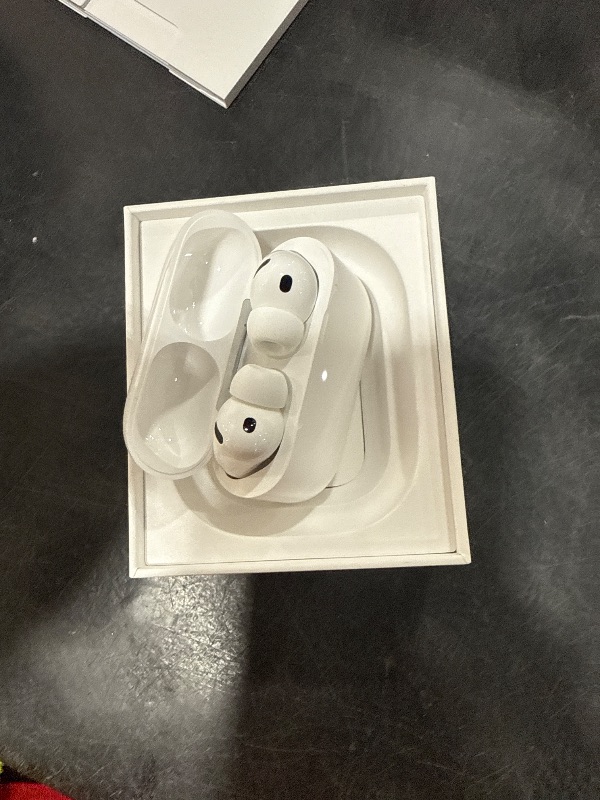 Photo 1 of Apple AirPods Pro 3 Wireless Earbuds