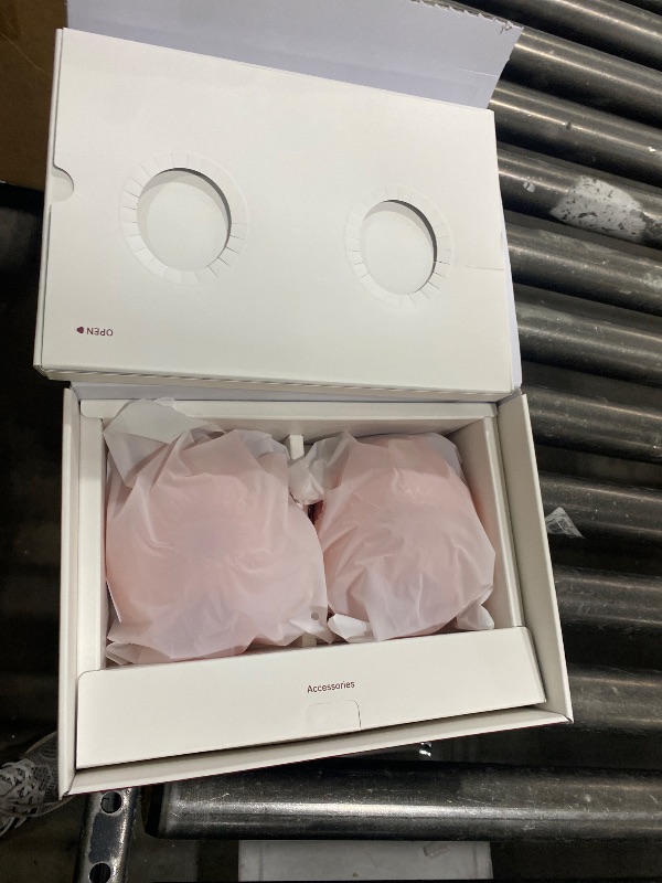 Photo 1 of Momcozy Wellness 1 Wearable Breast Pump