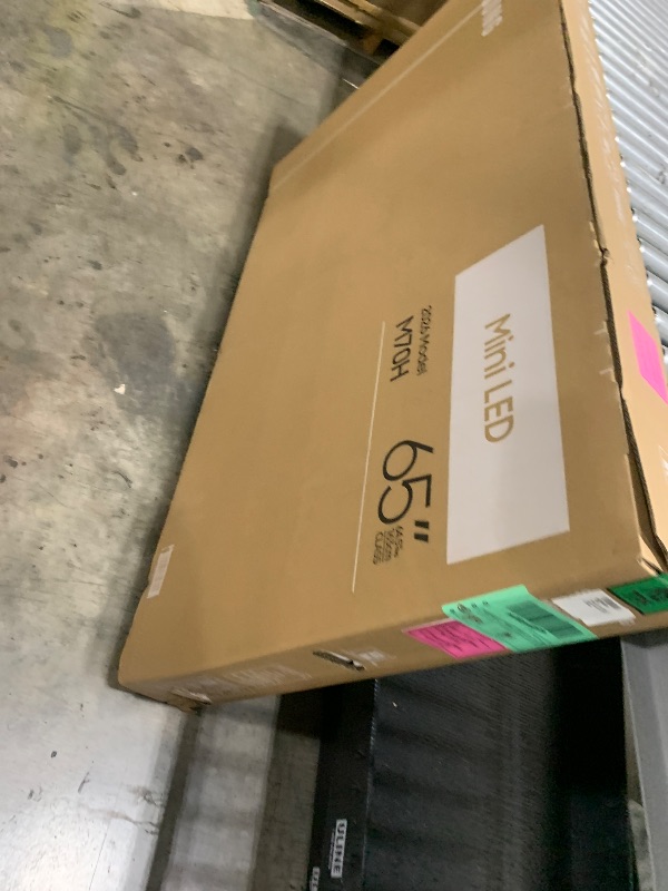 Photo 1 of Samsung 65" Class M70H Series QLED 4K Smart TV