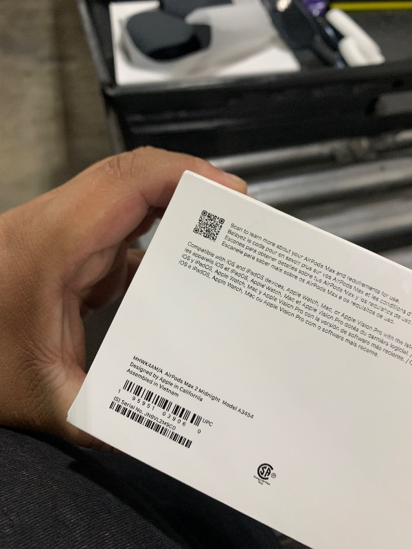 Photo 1 of Apple AirPods Max 2 Wireless Over-Ear Headphones - Midnight