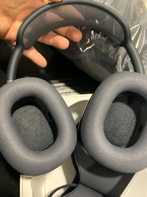 Photo 1 of Apple AirPods Max 2 Wireless Over-Ear Headphones - Midnight