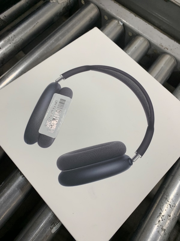 Photo 1 of Apple AirPods Max 2 Wireless Over-Ear Headphones - Midnight