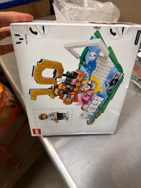 Photo 1 of LEGO Editions Lionel Messi Collector's Set (66818) - 1,458 Pieces