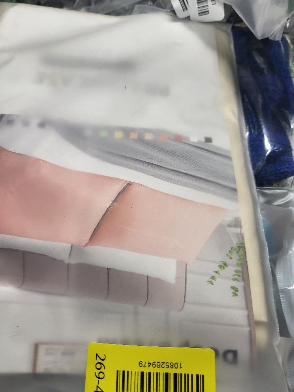 View 2 of 100% Cotton Standard Pillowcases Set of 2, Deep Dream 600 Thread Count Pillow Cases, 20x26 Inches, Super Soft and Breathable Envelope Closure (Cream)