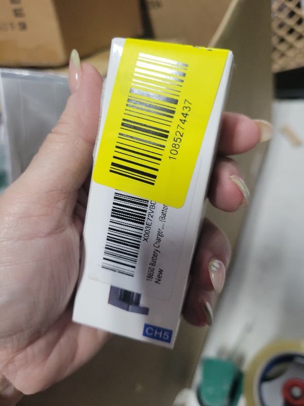 View 2 of 18650 Battery Charger, Suitable for Lithium Battery 18650 20700 10440 14500 18500 16340 17500 Battery Charger, USB Single Slot li-ion Rechargeable Battery Charger (Battery not Included)
