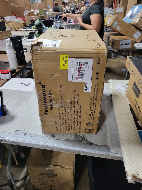Photo 1 of
Sponsored
Visit the Store, CUSIMAX
CUSIMAX
Visit the Store
4.2
4.2 out of 5 stars
(148)
Electric Grill, CUSIMAX Electric Indoor/Outdoor Grill, 1600W Portable BBQ with Lid for Indoor & Outdoor Use, Adjustable Heat, Removable Stand Grill for Cookouts, BBQ