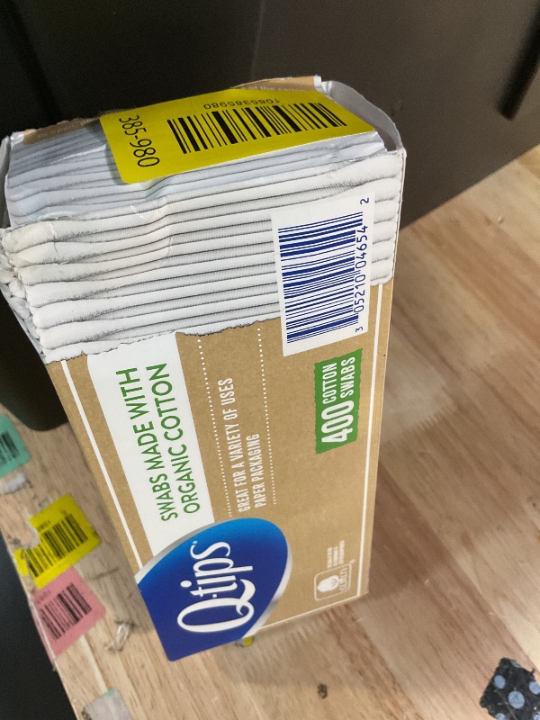 Photo 1 of ** one box only **Q-tips Cotton Swabs Organic Swab Ultimate Home and Beauty Tool Made from Organic Cotton, 400 Count (4 Pack) 1600 total swabs