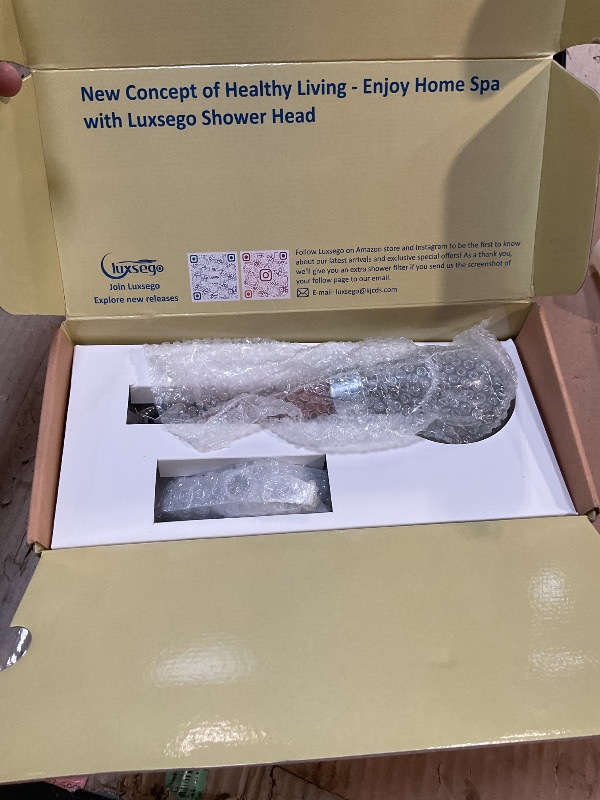 Photo 1 of ***USED*** Luxsego Filtered Shower Head with Handheld, High Pressure, for Hard Water