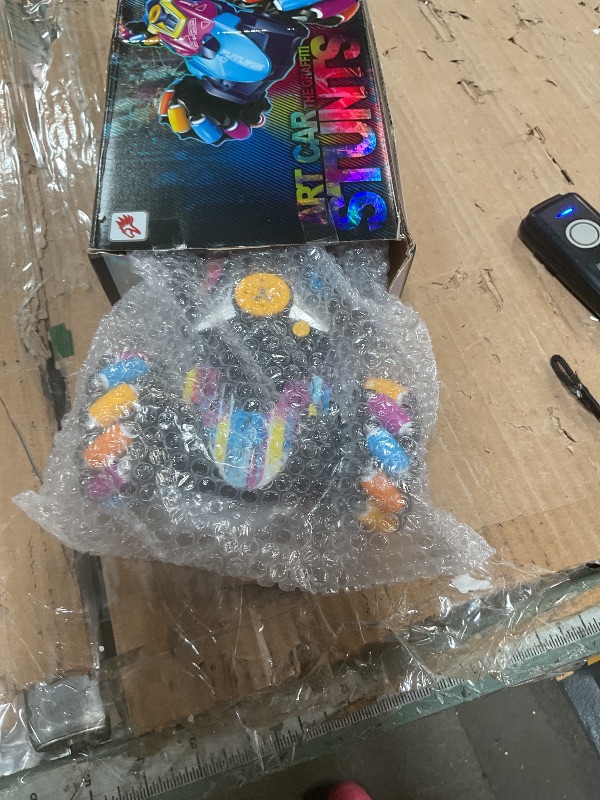 Photo 1 of ***DAMAGED*** RC Cars,Gesture Sensing RC Stunt Car with Light & Music,Custom Command Operation,4WD,45° Driving,360° Rotating,2.4Ghz Remote Control Twist Car Toys for Kids Boys Age 4 5 6 7 8 9 10 11 12 Years Old