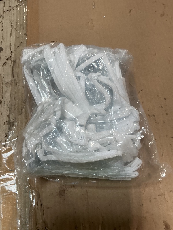 Photo 1 of 20Pcs Clear Vinyl Zippered Storage Bags, Small Blankets Storage Bags Plastic for T-shirt,Sweater Clothes, Thin Bed Sheet, Little Yarn etc Organizer with Zipper for Closet,10.5 x 10.5 x 2.4 Inch