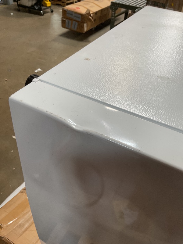 Photo 1 of **FOOTINGS DAMAGED**Kenmore 30" Top Mount Refrigerator with Freezer - Adjustable Shelving, Humidity-Controlled Crispers, LED Lighting, ENERGY STAR Certified, Garage Ready, 18.1 cu. ft. Capacity - White
