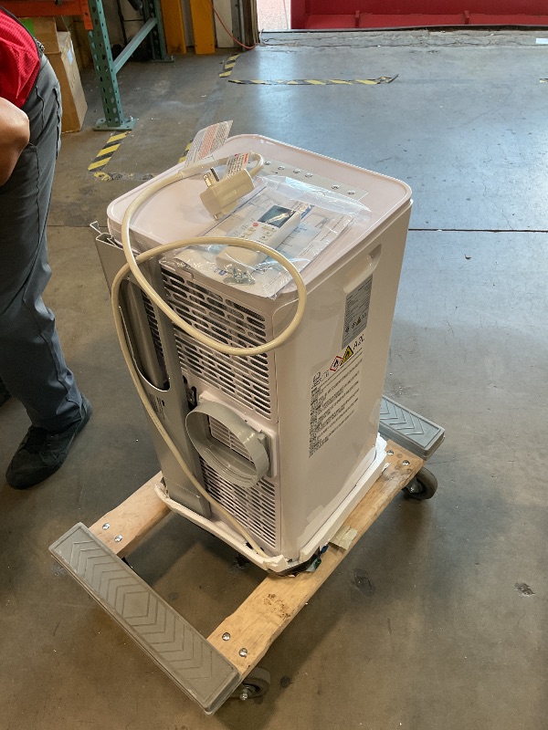 Photo 1 of ***PARTS ONLY***NON FUNCTIONAL***
Portable Air Conditioner,3-in-1 Cooling Unit with Dehumidifier 12000BTU