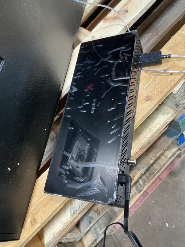 Photo 1 of ***USED***Samsung 55-Inch Class The Frame LS03F 4K QLED Smart TV (2025 Model) Slim Fit Wall Mount, Modern Frame Design, NQ4 AI Gen2 Processor, Art Mode, Artful Picture Quality, Samsung Vision AI, Alexa Built-in