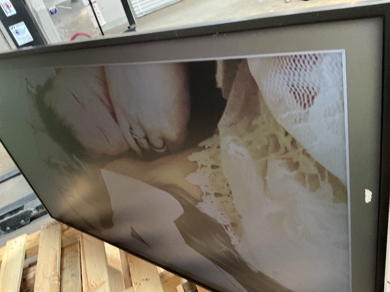 Photo 1 of ***USED***Samsung 55-Inch Class The Frame LS03F 4K QLED Smart TV (2025 Model) Slim Fit Wall Mount, Modern Frame Design, NQ4 AI Gen2 Processor, Art Mode, Artful Picture Quality, Samsung Vision AI, Alexa Built-in
