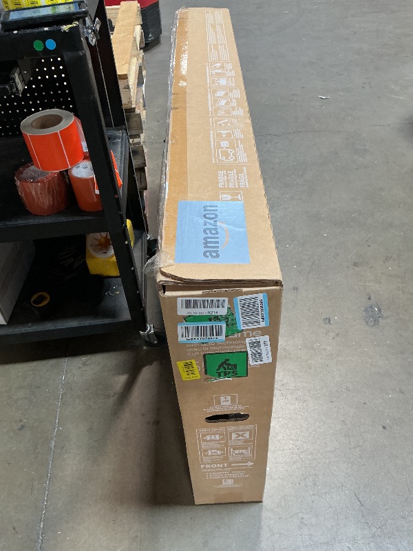Photo 1 of ***USED***Samsung 55-Inch Class The Frame LS03F 4K QLED Smart TV (2025 Model) Slim Fit Wall Mount, Modern Frame Design, NQ4 AI Gen2 Processor, Art Mode, Artful Picture Quality, Samsung Vision AI, Alexa Built-in