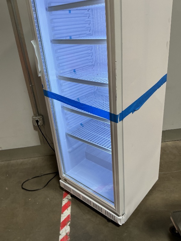 Photo 1 of **** SCRAPE/DENT DAMAGE. MISSING KEY*** Velivi Commercial Beverage Refrigerator, 24.5" Glass Door Display Fridge, 15 Cu.Ft Beverage Cooler with 5 Adjustable Shelves, Auto Rebound Door, Low Noise, for Shops, Restaurants & Bars WHITE