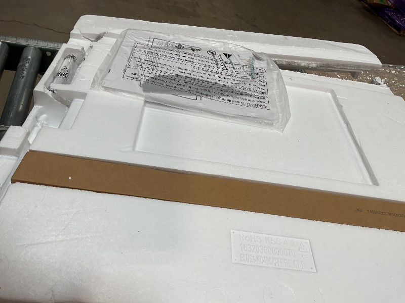 Photo 1 of ****needs 220 plug****
Keystone 10,000 BTU Wall Mounted Air Conditioner with Supplemental Heat and Dehumidifier, 230V, Wall AC with Remote Control for Small and Medium Sized Rooms up to 450 Sq.Ft., Quiet, High Efficiency AC