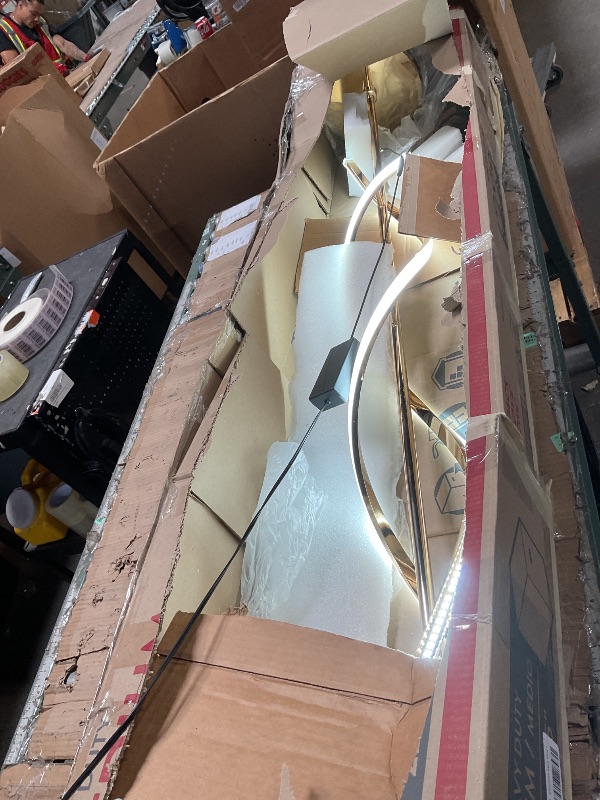 Photo 1 of * CONTROLLER MISSING* EIDEARAY LED Modern Floor Lamp for Living Room, 40W 3 Colors Stepless Dimmable and Color-Changing Bright Floor Standing Lamp,60" Unique Spiral Floor Tall Lamp for Bedroom Office with Remote,Gold