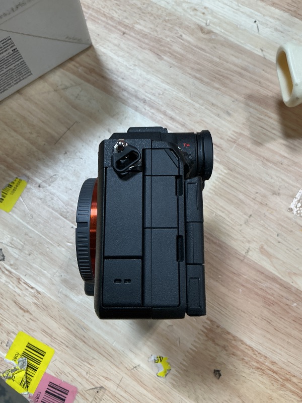 Photo 1 of ***OVER HEATING***Sony Alpha 7 V Full-Frame Hybrid Mirrorless Camera: 30fps Blackout-Free Shooting, AI Autofocus, 5-Axis in-Body Stabilization (Only)
