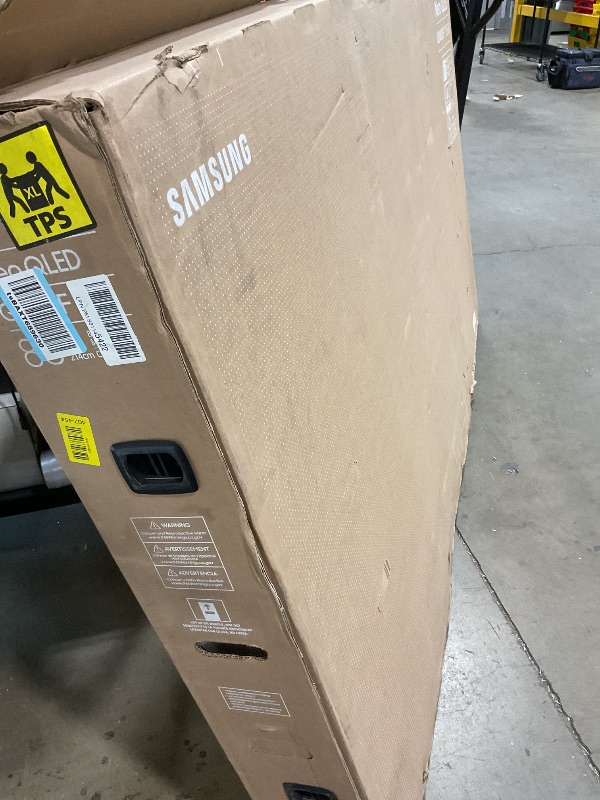 Photo 1 of ** major damage to screen. Selling for parts**Samsung 85-Inch Class Neo QLED 4K QN80F Series, Vision AI, Mini LED Smart TV (2025 Model, 85QN80F) Neo Quantum HDR, Object Tracking Sound Lite w/Dolby Atmos, NQ4 AI Gen2 Processor, Alexa Built-in