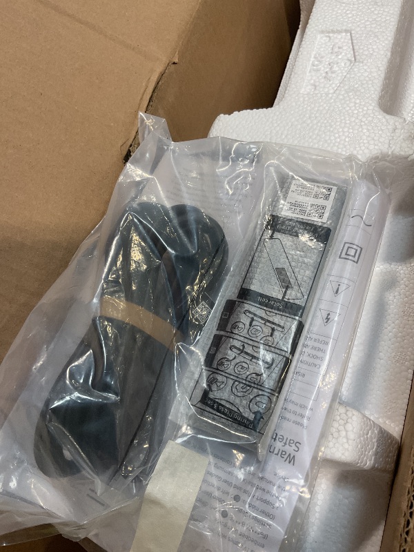 Photo 1 of ** major damage to screen. Selling for parts**Samsung 85-Inch Class Neo QLED 4K QN80F Series, Vision AI, Mini LED Smart TV (2025 Model, 85QN80F) Neo Quantum HDR, Object Tracking Sound Lite w/Dolby Atmos, NQ4 AI Gen2 Processor, Alexa Built-in
