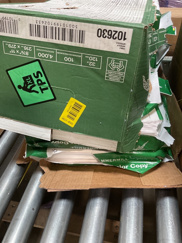 Photo 1 of ** bending/folding damage** Hammermill Printer Paper, Premium Color 32 lb Copy Paper, 8.5 x 11-8 Ream | 4000 Sheets - 100 Bright, Made in the USA, 102630C