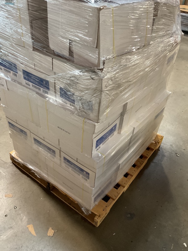 Photo 1 of ** WILL NEED A TRUCK FOR PICK UP. BENDING/FOLDING DAMAGE, A COUPLE CASES CAME LOOSE.**Hammermill A4 Paper, 20 lb Copy Paper (210mm x 297mm - 92 Bright, Made in the USA) - 1 Pallet, 40 Cases (200,000 Sheets)