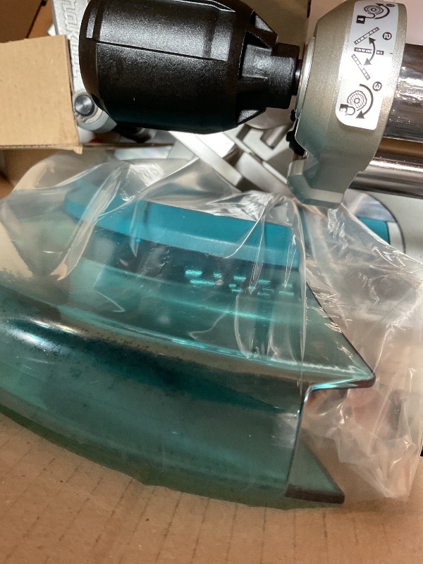 Photo 1 of ***DAMAGED PIECES/ MAKES NON-MANUFACTURE NOISE WHEN OPERATING**** Makita LS1019L 10" Dual-Bevel Sliding Compound Miter Saw with Laser