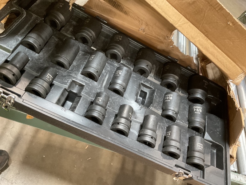 Photo 1 of ** missing two sockets. Hinges on case are broken. **SUNEX TOOLS 5693 1-Inch Drive SAE Deep Impact Socket Set, 21 piece