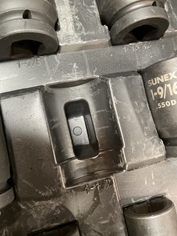 Photo 1 of ** missing two sockets. Hinges on case are broken. **SUNEX TOOLS 5693 1-Inch Drive SAE Deep Impact Socket Set, 21 piece