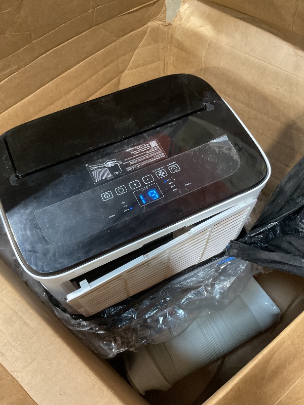 Photo 1 of ** heavy dirt/smell when running. Accessory piece major damage** Humhold 14000 BTU Portable Air Conditioners with Remote Control, 3-in-1 Free Standing Cooling AC Unit with Fan & Dehumidifier, Cools Room up to 700 sq.ft, Smart/Sleep Mode,3 Speed,Auto Swing
