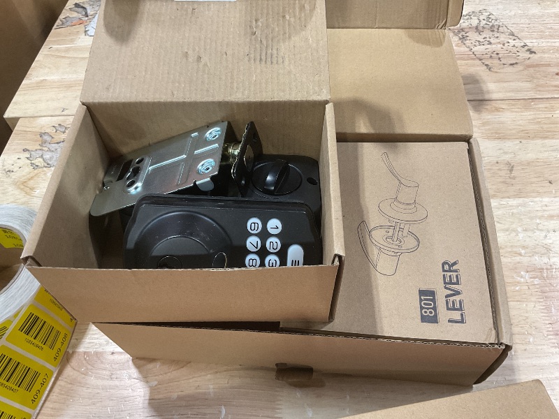 Photo 1 of ***RECOMENDED FOR PARTS / MISSING ASSEMBLY PIECES*** Veise KS02B Fingerprint Door Lock with 2 Lever Handles, Matte Black