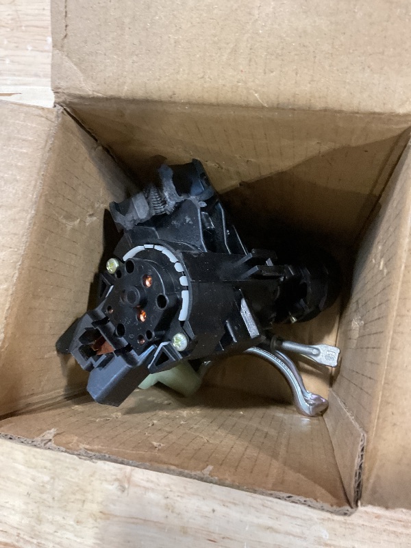 Photo 1 of ***DAMAGED**** Ignition Switch Lock Cylinder Housing Assembly Compatible with HyundaiLPNO614937612
LPNO614937612