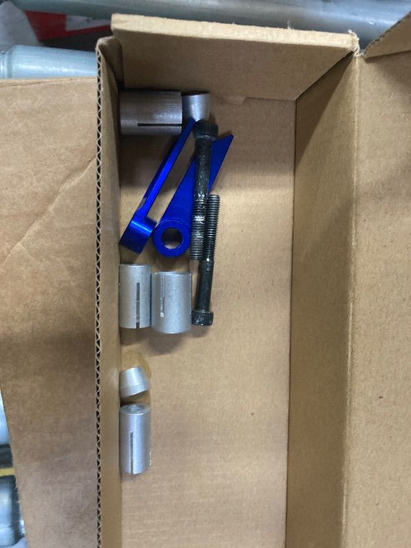 Photo 1 of ***Missing the entire handle part***Adjustable Brake Clutch Levers for Yamaha YZF-R7 2021-2025 6 Colors Matte Finish Long Short Handle Motorcycle Upgrade Accessories (Blue, Short Lever)***Missing the entire handle part***