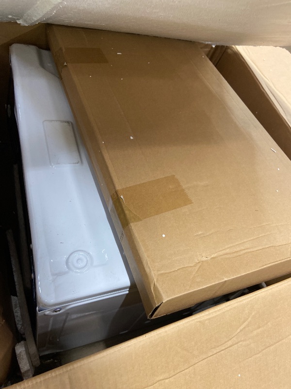 Photo 1 of ***PARTS ONLY/LOUD****Frigidaire 115V 12000 BTU Smart Inverter Window Air Conditioner with Dehumidifier, Fan, Wi-Fi & Remote Control, Quiet Energy Efficient AC Unit for Home Cooling, Cools Large Rooms Up To 550 Sq Ft