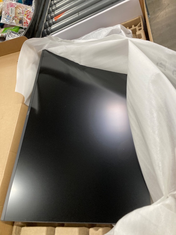 Photo 1 of * Screen is broken .
Dell 27 Plus 4K Monitor - S2725QS - 27-inch 4K (3840 x 2160) 120Hz 16:9 Display, IPS Panel, AMD FreeSync Premium, sRGB 99%, Integrated Speakers, 1500:1 Contrast Ratio, Comfortview - Ash White