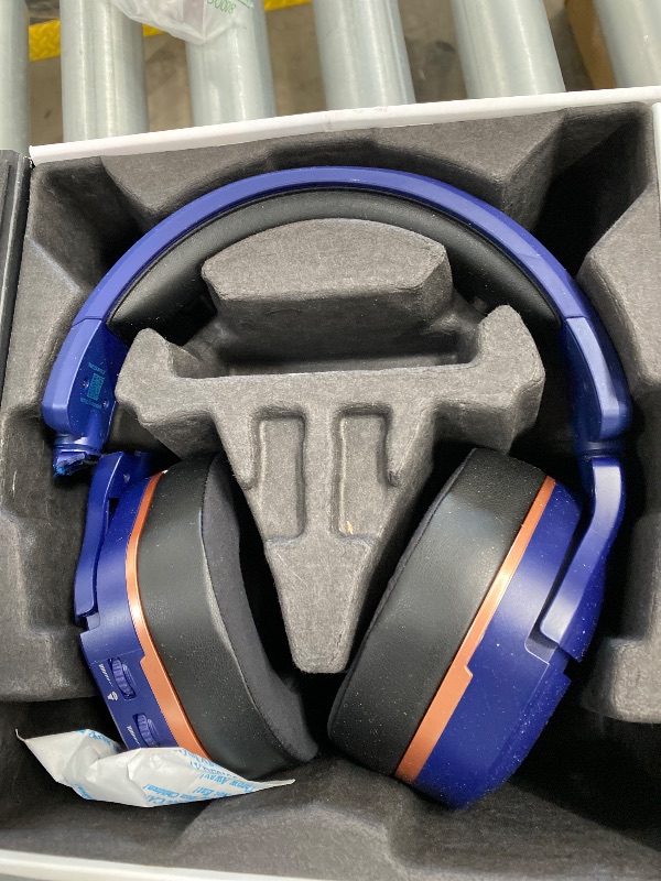 Photo 1 of **broken**Turtle Beach Stealth 700 Wireless Gaming Headset for Xbox, PS5, PC, Mobile