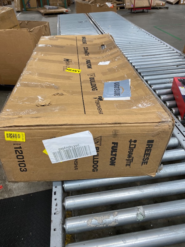Photo 1 of **MISSING ALL HARDWARE***Curt 13203 2" Receiver Class 3 Hitch