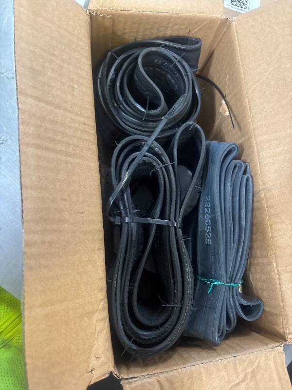 Photo 1 of MOHEGIA 700c Gravel Bike Tires Set