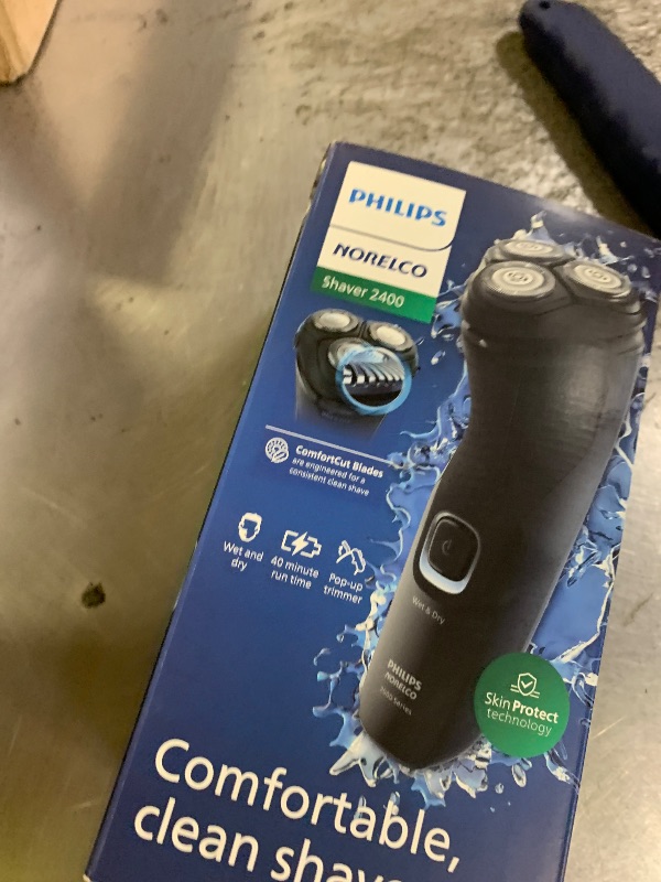 Photo 1 of Philips Norelco Shaver 2400 Series