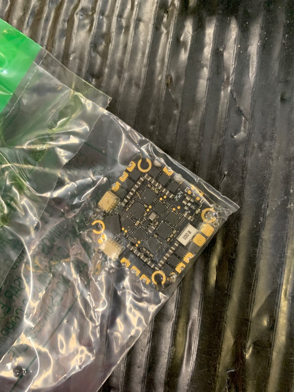 Photo 1 of HGLRC Specter F722 40A 4-6S AIO FPV Racing Drone FC