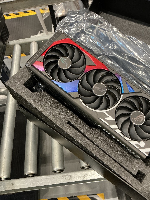 View 4 of ASUS ROG Strix GeForce RTX 4060 OC Gaming Graphics Card 8GB VRAM