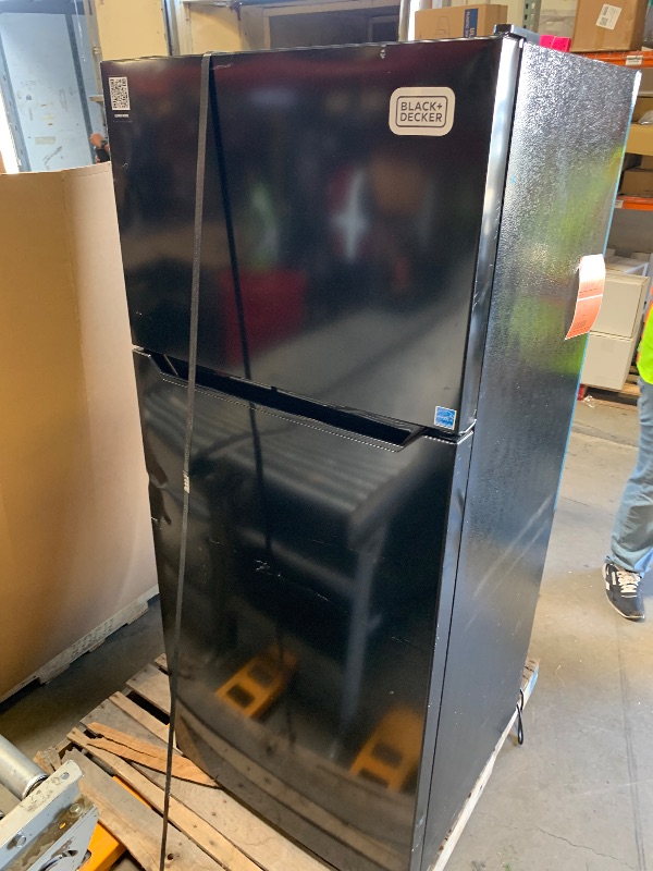 Photo 1 of BLACK+DECKER 14.6 Cu. Ft. Top Mount Refrigerator
