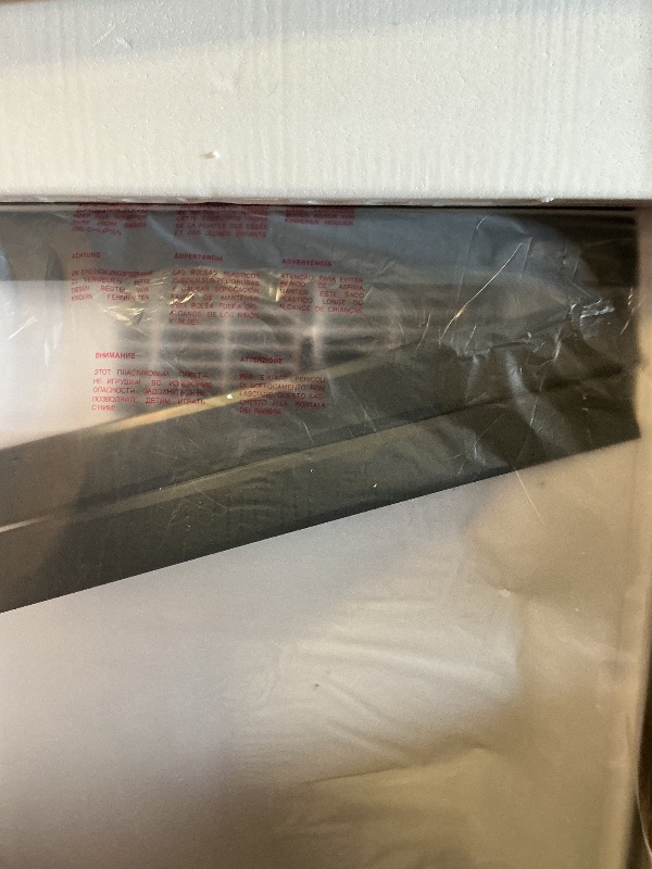 Photo 1 of Shinco 12,000 BTU Portable Air Conditioner