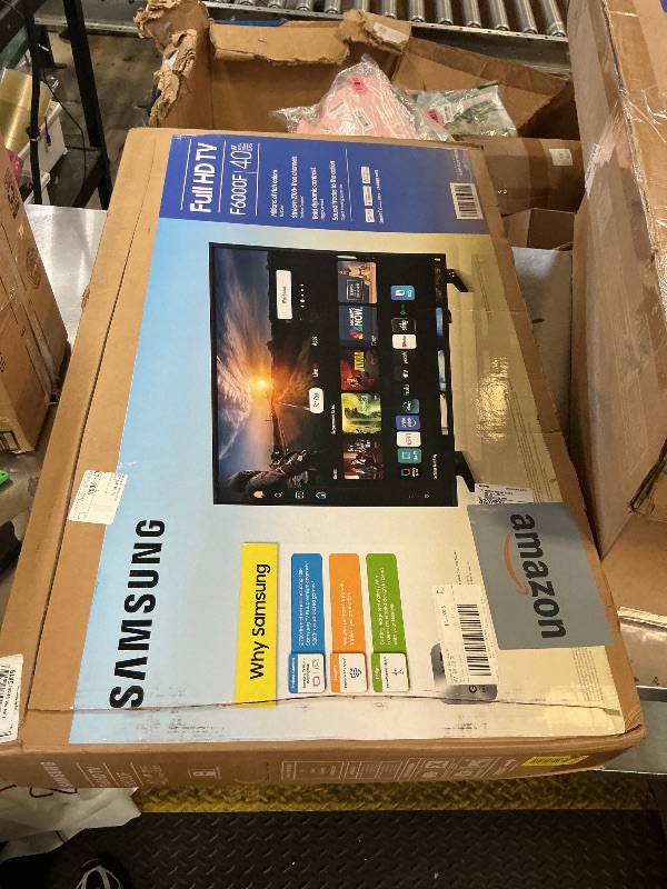 Photo 1 of Samsung 40-Inch Full HD Smart TV
