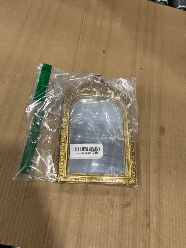 Photo 1 of small mirror