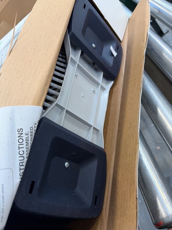 Photo 1 of Lasko Wind Machine 20 In.